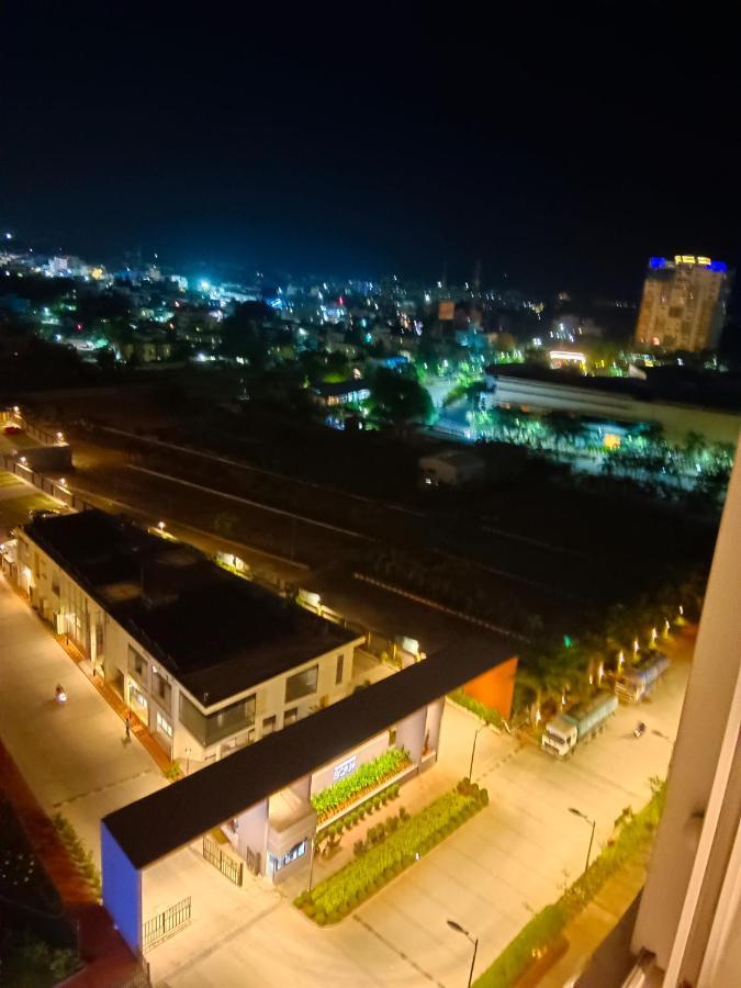 Oviyam Sea View Apartment, Feel Like * Chennai