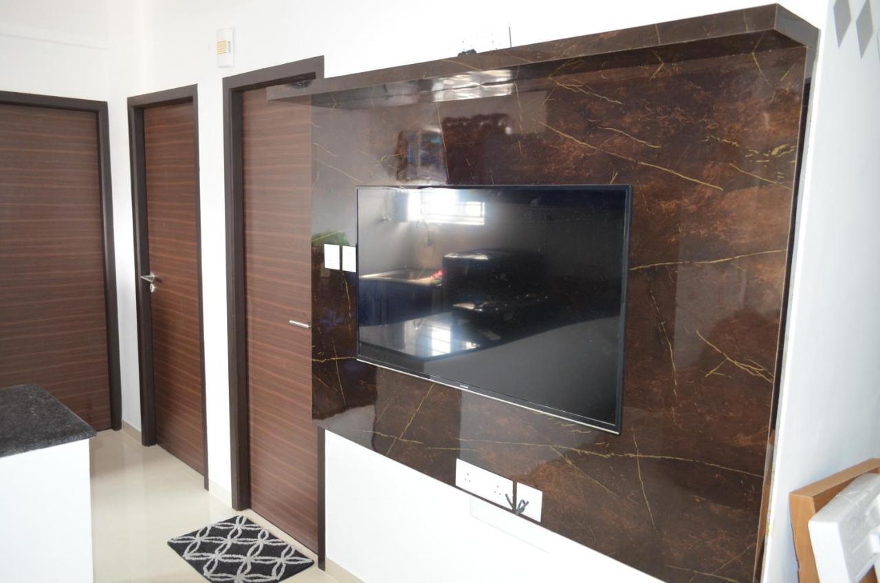 Oviyam Sea View Apartment, Feel Like Apartment Chennai