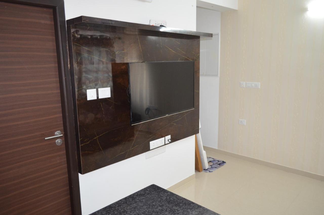 Oviyam Sea View Apartment, Feel Like Apartment Chennai